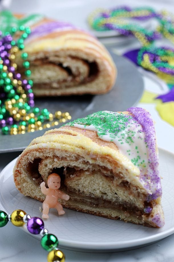 Quick And Easy King Cake Recipe For Mardi Gras | Kids Activities Blog