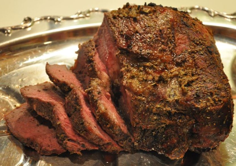 Easy Sirloin Tip Roast Roast | Roast beef recipes, Sirloin roast