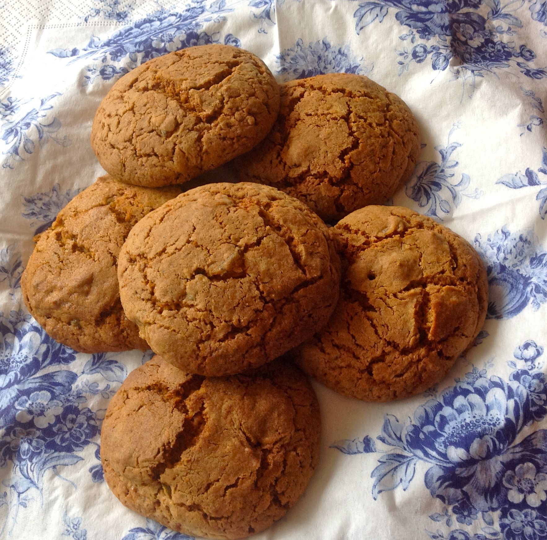 Recipe: Deliciously easy ginger biscuits * Eating Covent Garden