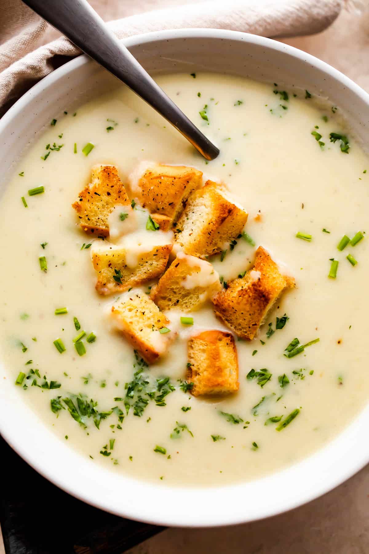 Creamy Leek and Potato Soup | Easy Weeknight Recipes